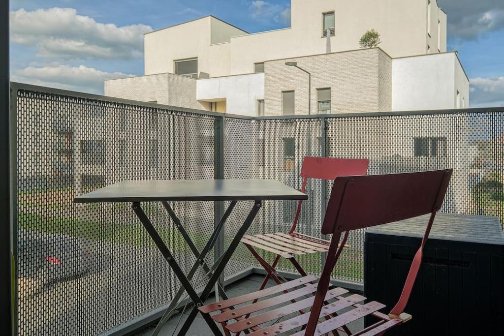 Appt T3 - 15min De Disneyland - Parking Gratuit Appartement
